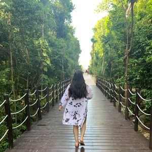 Meet your Posher, Lesly